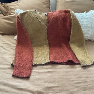 Women’s size L. Gold and rust. Cubix crotcheted sweater